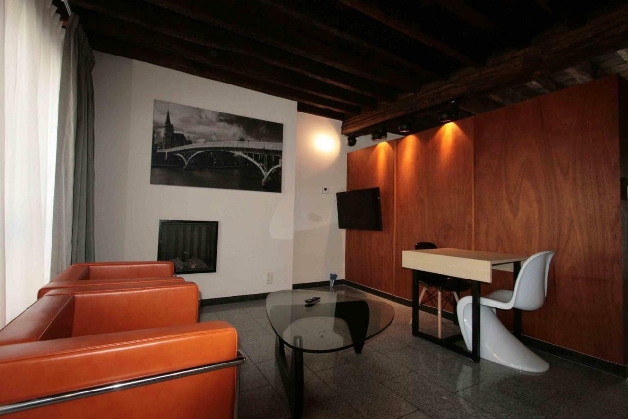Amosa Liege City Centre Apart Regence 10 Экстерьер фото